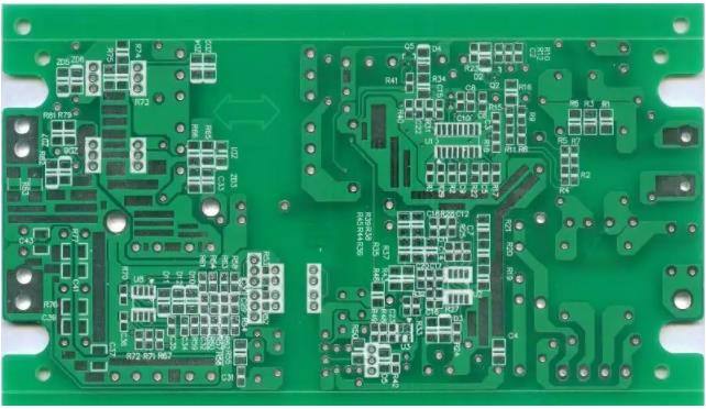 使表面貼裝技術成為 PCB 設計的一部分
